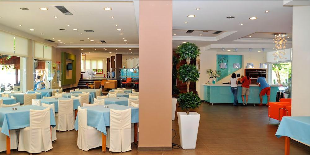 Dassia Beach Hotel Esterno foto