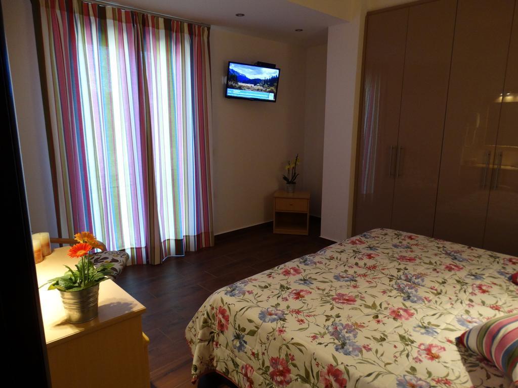 Dassia Beach Hotel Esterno foto